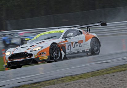 BRITISH GT R1 OULTON PARK