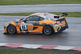 BRITISH GT R1 OULTON PARK